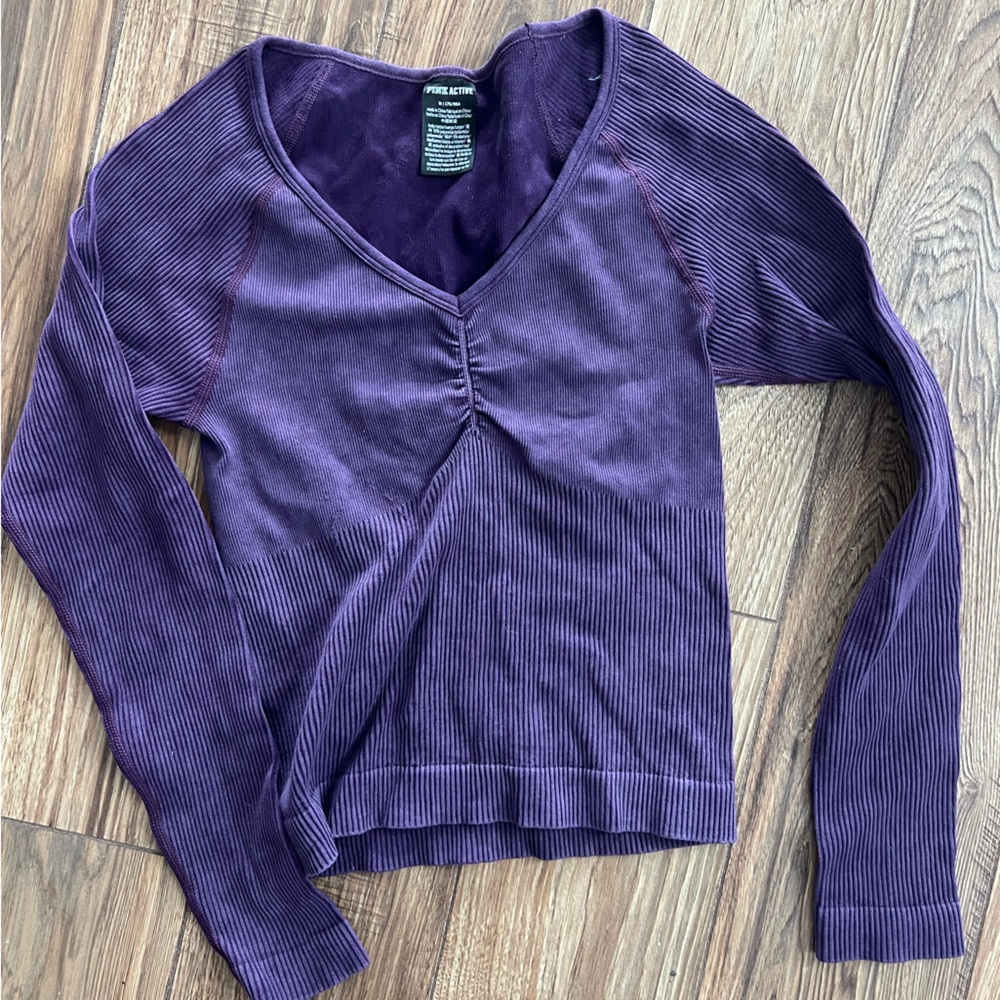 PINK Victorias Secret Activewear V-Neck Long Sleeve - Medium